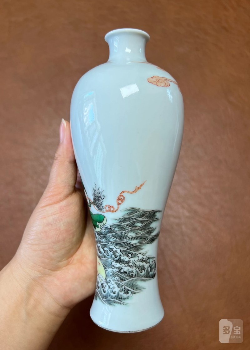 清光绪 五彩刘海福禄渡江图梅瓶 - 图4